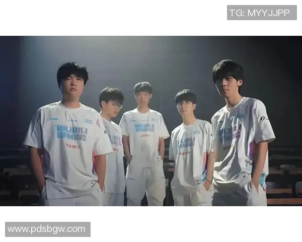 王者荣耀热点分析：深度解读BLG战队的防守策略与表现